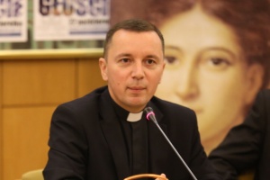 ksiądz tomasz atłas